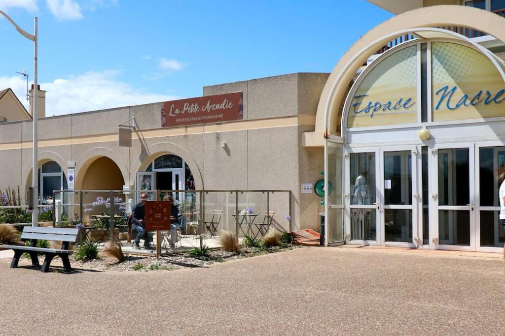 Maison Avec Terrasses A 300M De La Mer Juno Beach Bernieres-sur-Mer ภายนอก รูปภาพ
